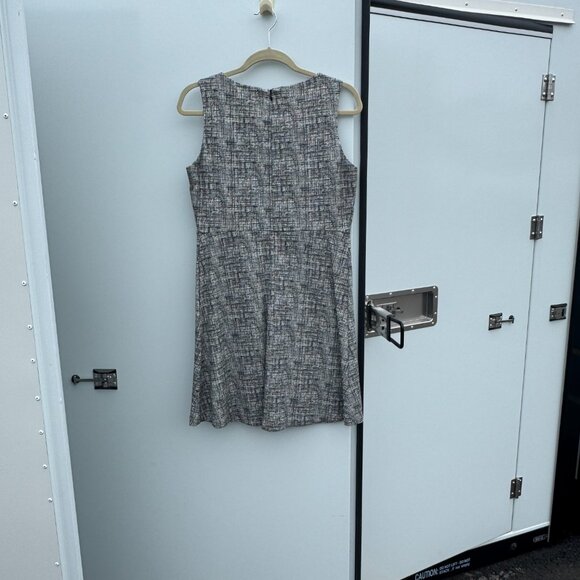 Lila Rose Sleeveless Black & White Textured A-Line Dress | US 8 CA 8 UK 12 EU 38 - Picture 2 of 3